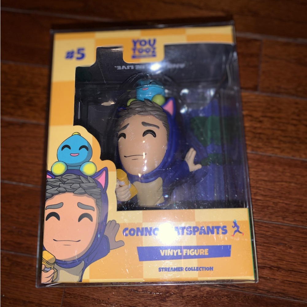 NIB #5 CONNOREATSPANTS Vinyl Figure Sold Out